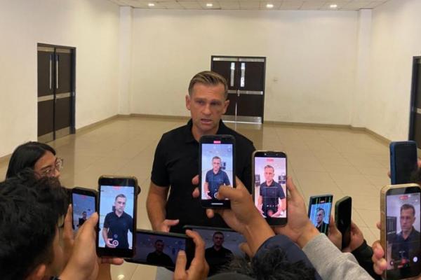 Persib Bandung Tak Pasang Target Juara di Piala Presiden 2026, Fokus ke ACL Two