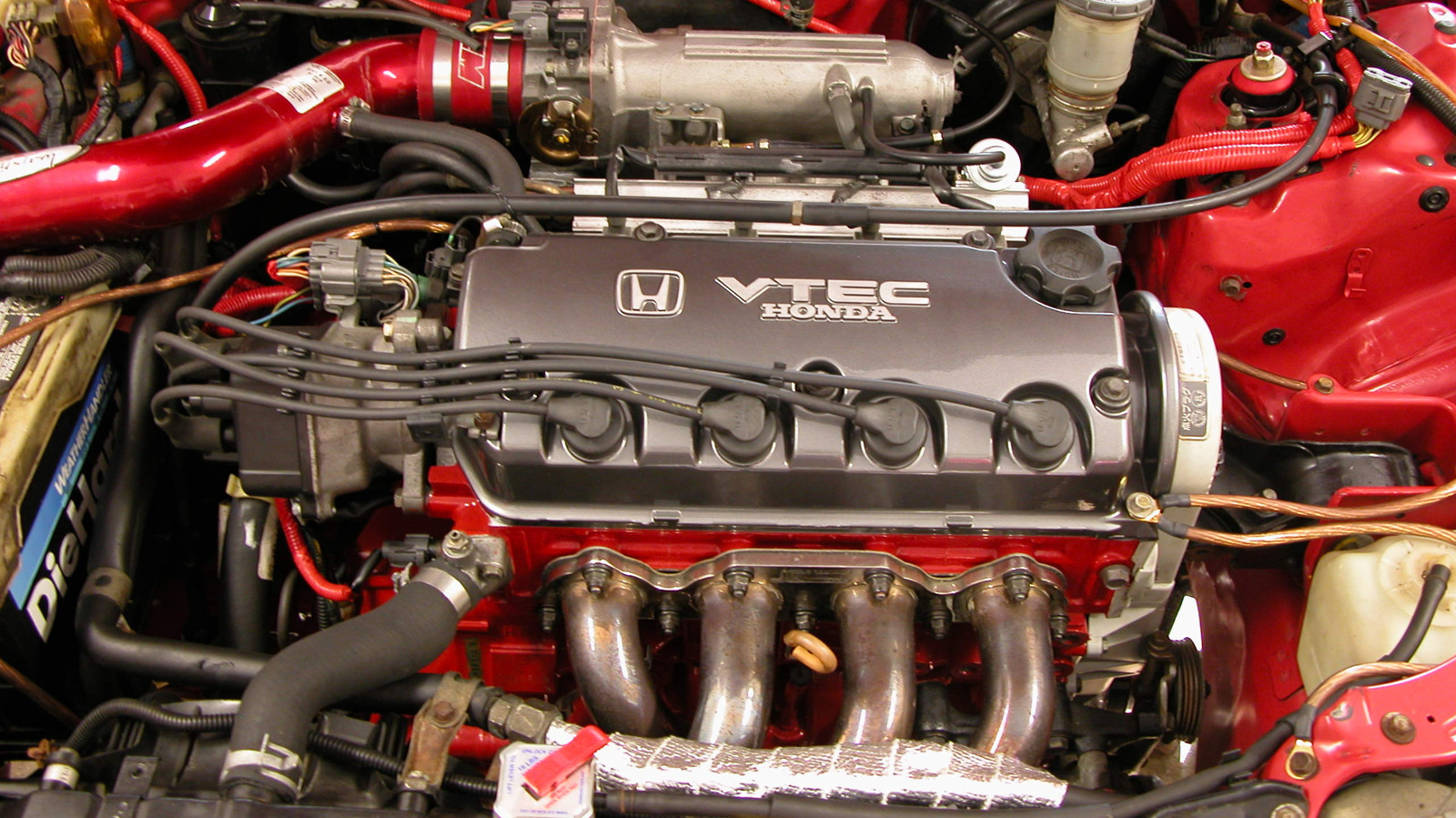 Honda B-Series vs D-Series: Bukan Sekadar Mesin 1.600 cc dan 1.200 cc, Ini Bedanya Buat Penggemar di Indonesia