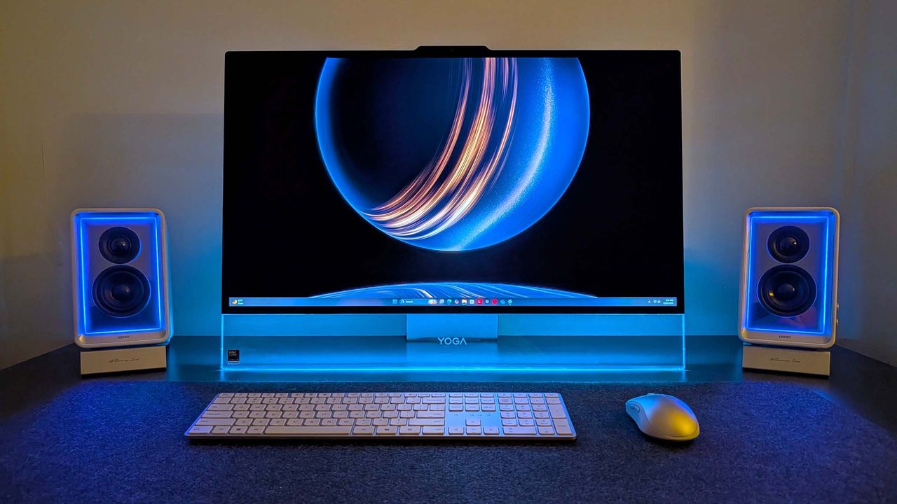Lenovo Yoga AIO 32 Aura Edition Dihadirkan, Layar OLED 4K 165Hz dan Desain ‘Floating’ yang Bikin Melongo