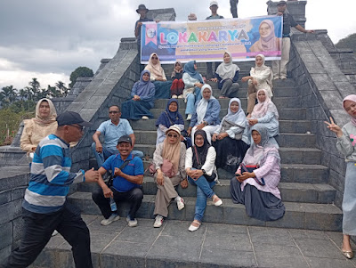 Usai Lokakarya, Guru dan Komite SMPN 2 Padang Panjang Jelajahi Kapalo Banda hingga Bukit Panorama Sarilamak