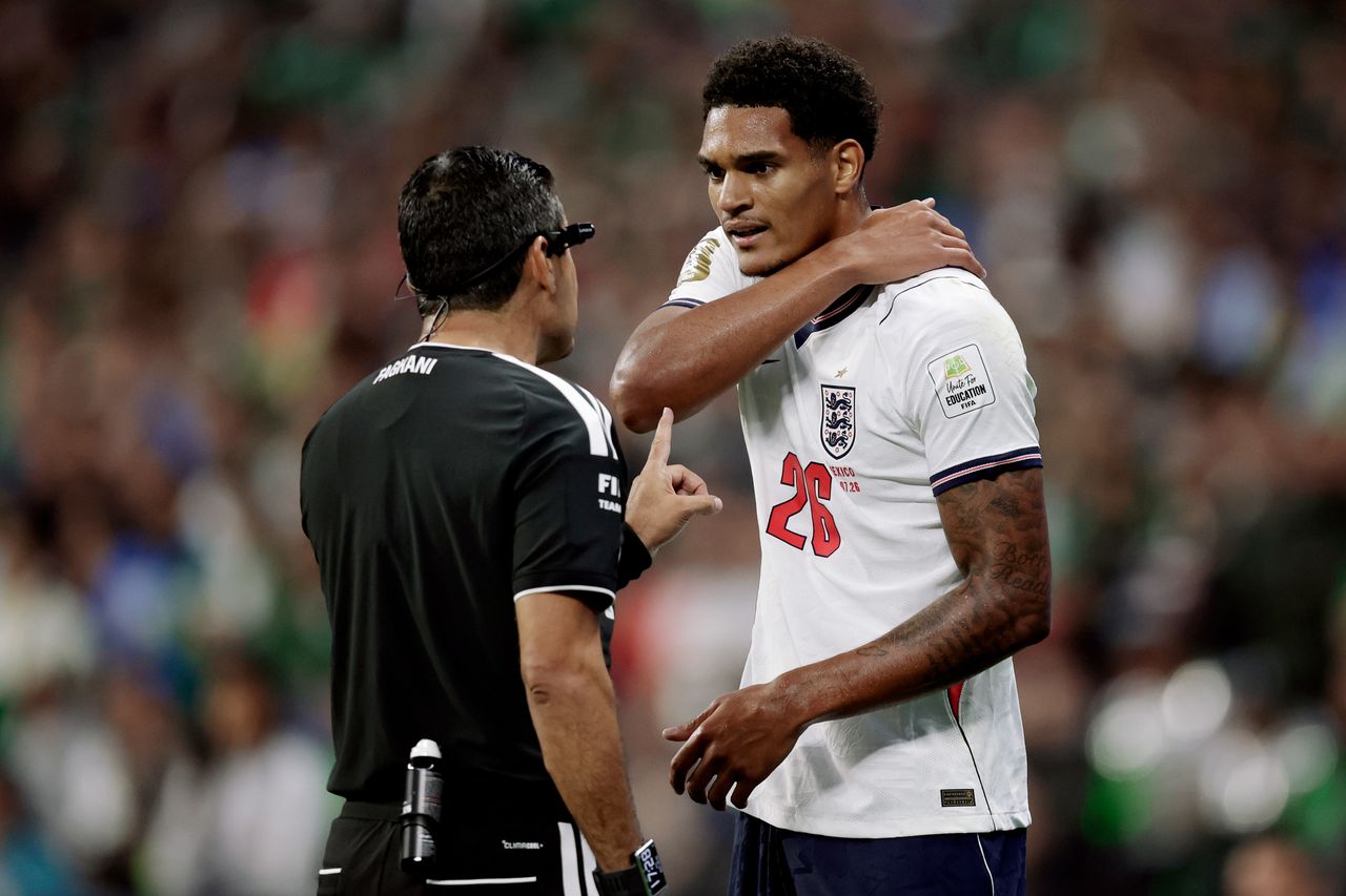 Sanksi FIFA untuk Jarell Quansah Bikin Inggris Geram, Tuchel Sindir Intervensi Donald Trump