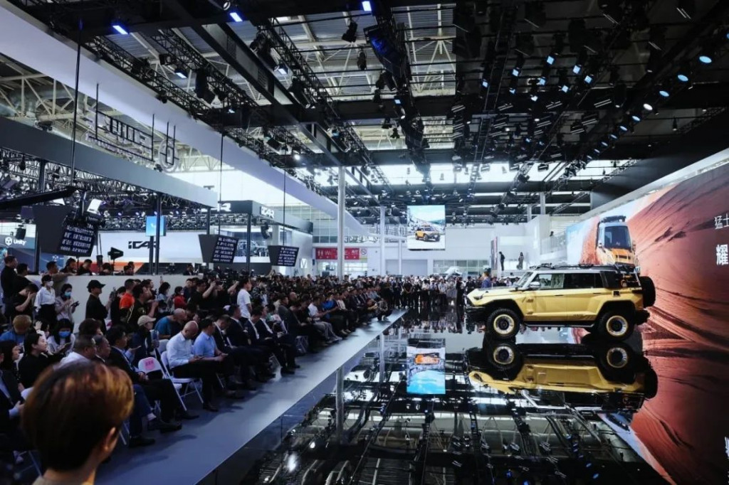 Penjualan Mobil Listrik China Anjlok 13 Persen di Semester I 2026, Subsidi Dipangkas