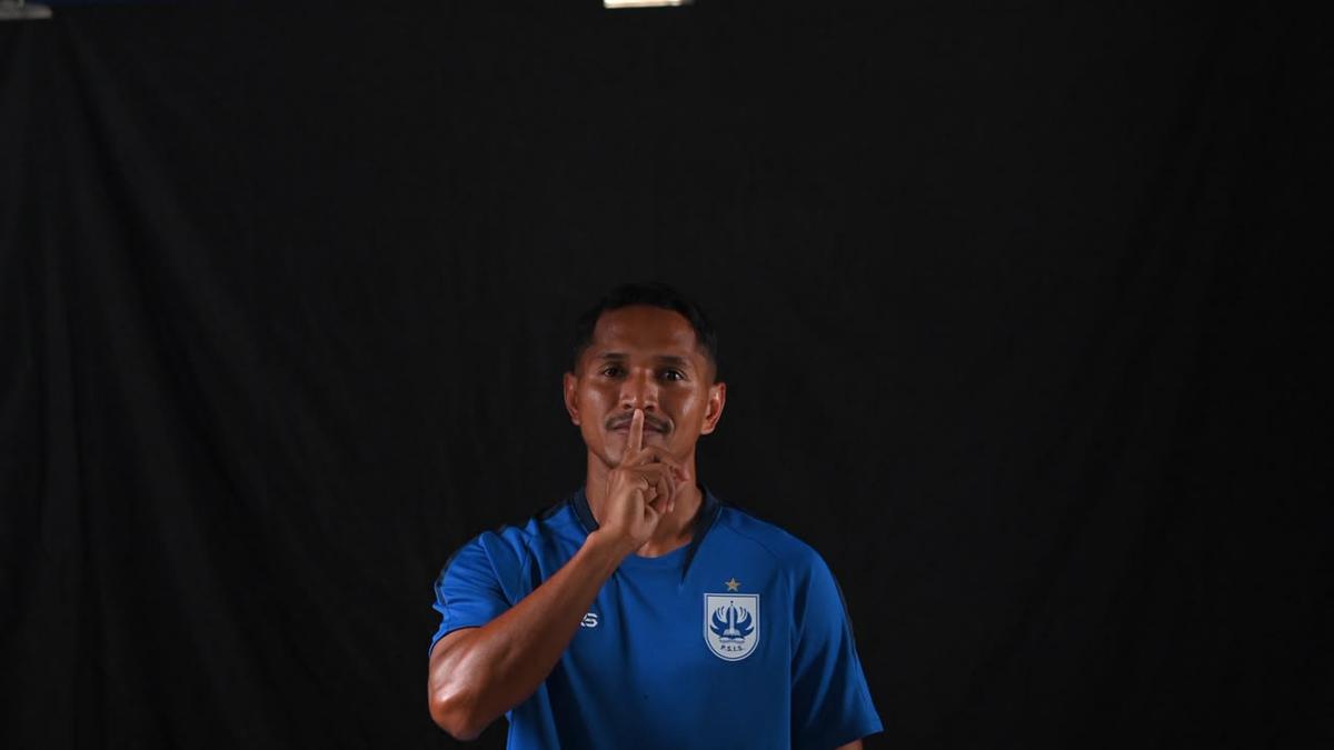 PSIS Gaet Eks Timnas Abduh Lestaluhu, Persis Solo Rekrut Duo Leeming Bersaudara