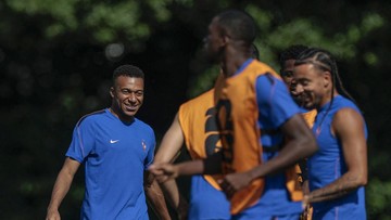 Patrice Evra Beri Peringatan ke Prancis Jelang Lawan Maroko di Perempat Final Piala Dunia 2026