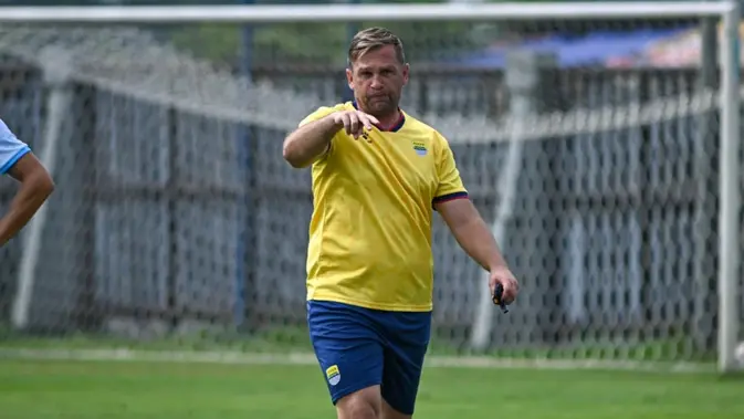 Persib Bandung Sudah Rekrut Enam Pemain Baru, Igor Tolic Buka Suara soal Strategi Agresif di Bursa Transfer