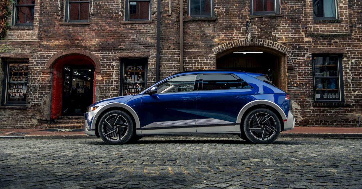 Dominasi Tesla Model Y Makin Kuat, Penjualan EV AS Tembus 463.000 Unit di Paruh Pertama 2026