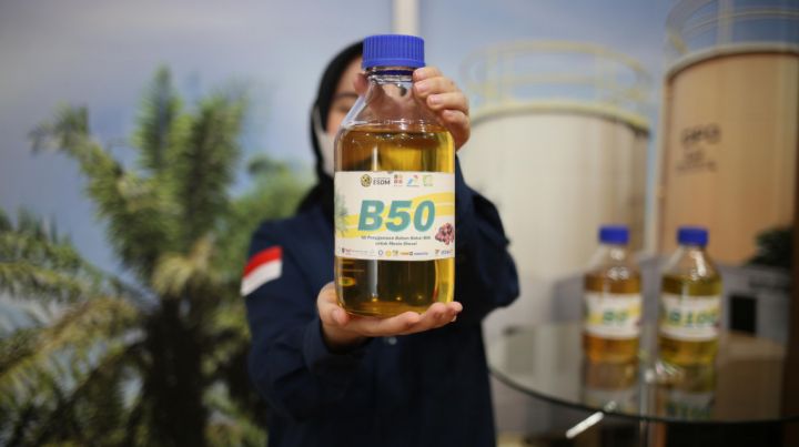 Harga BBM Biodiesel B50 Resmi Rp6.800 per Liter di SPBU, Ini Bedanya dengan HIP Rp14.562
