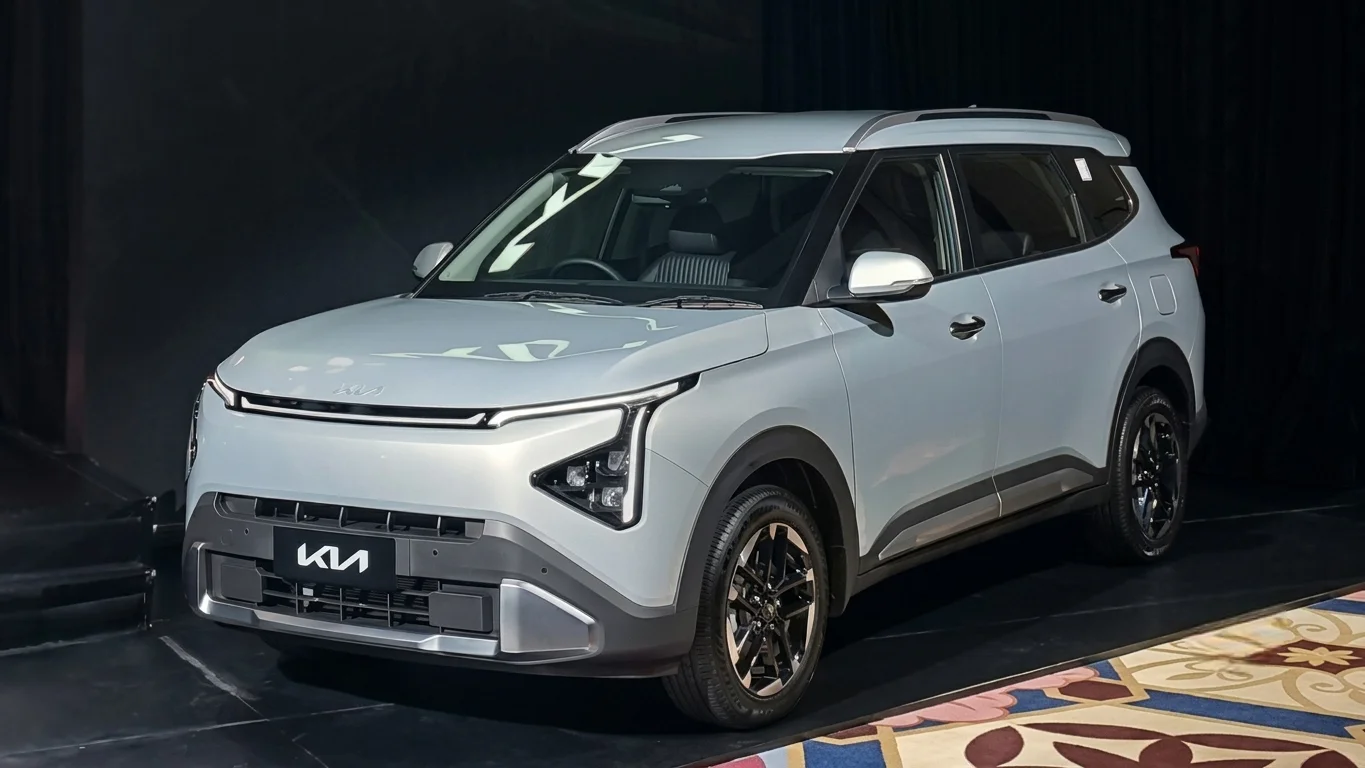Bukan Cuma Innova: 13 Mobil 3 Baris Pilihan Keluarga, dari Avanza hingga Hyundai Stargazer
