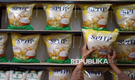 Bulog Siapkan Beras SPHP Premium untuk Operasi Pasar, Target Tekan Harga Beras Mahal