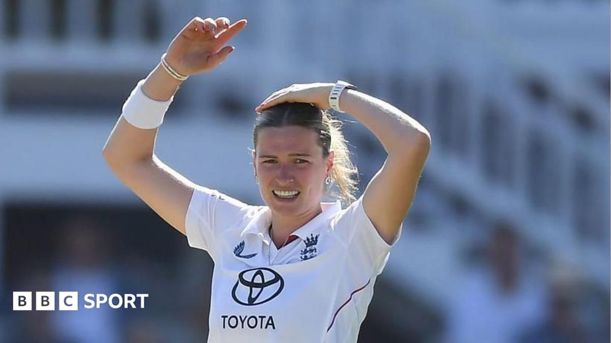 India Hajar Inggris di Lord's, Mandhana Kembali Bersinar di Depan Rekor Penonton