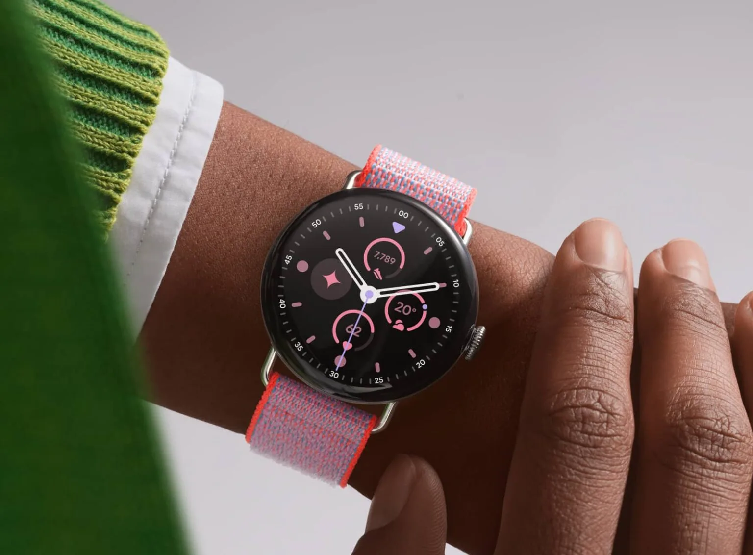 Bocoran Google Pixel Watch 5: Prototipe Ditemukan di Dasar Laut, Spesifikasi 45 mm dan Chip UWB Terkonfirmasi