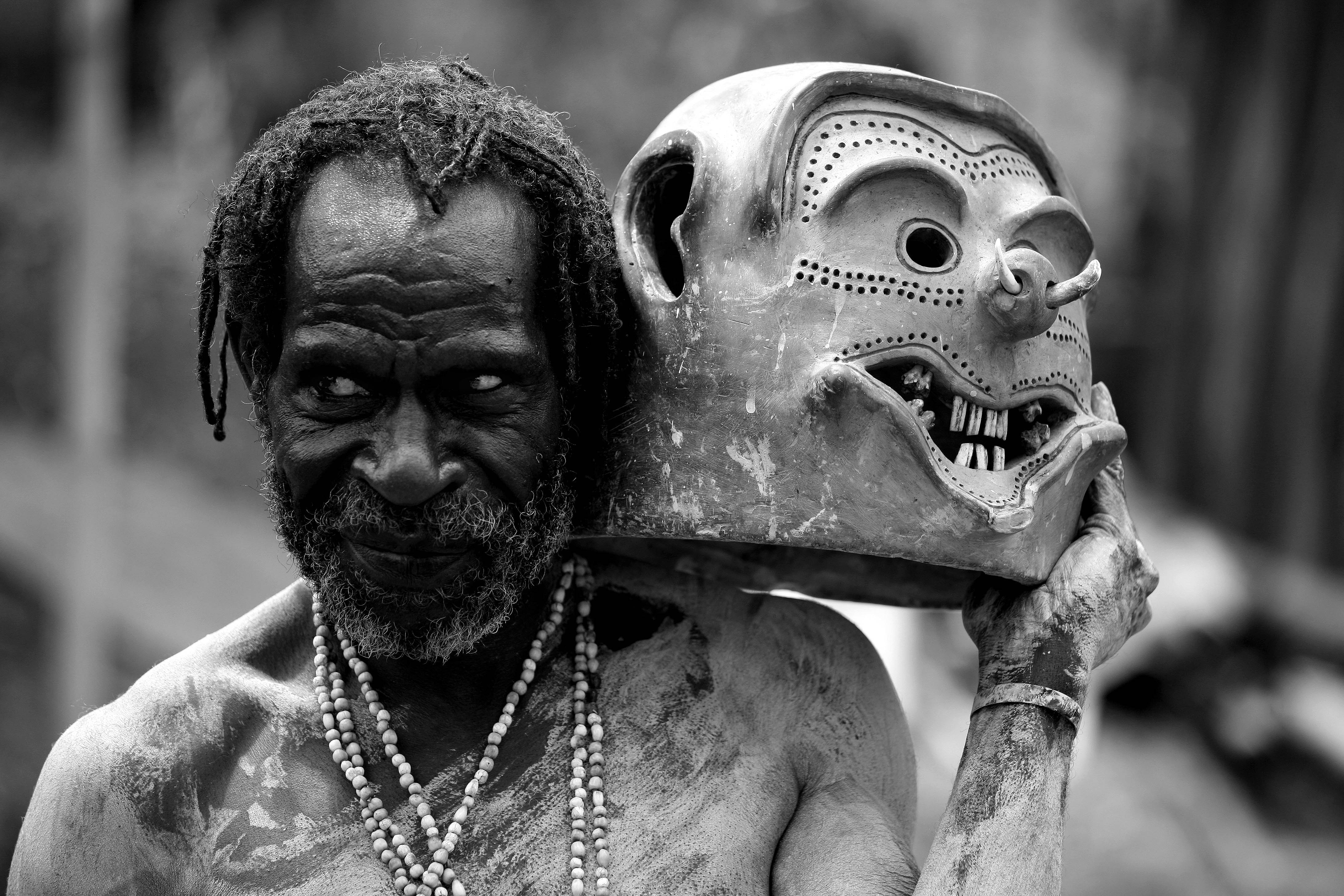 Cara Murah Keliling Papua dengan Transportasi Lokal, Rute dan Tips Hemat untuk Wisatawan
