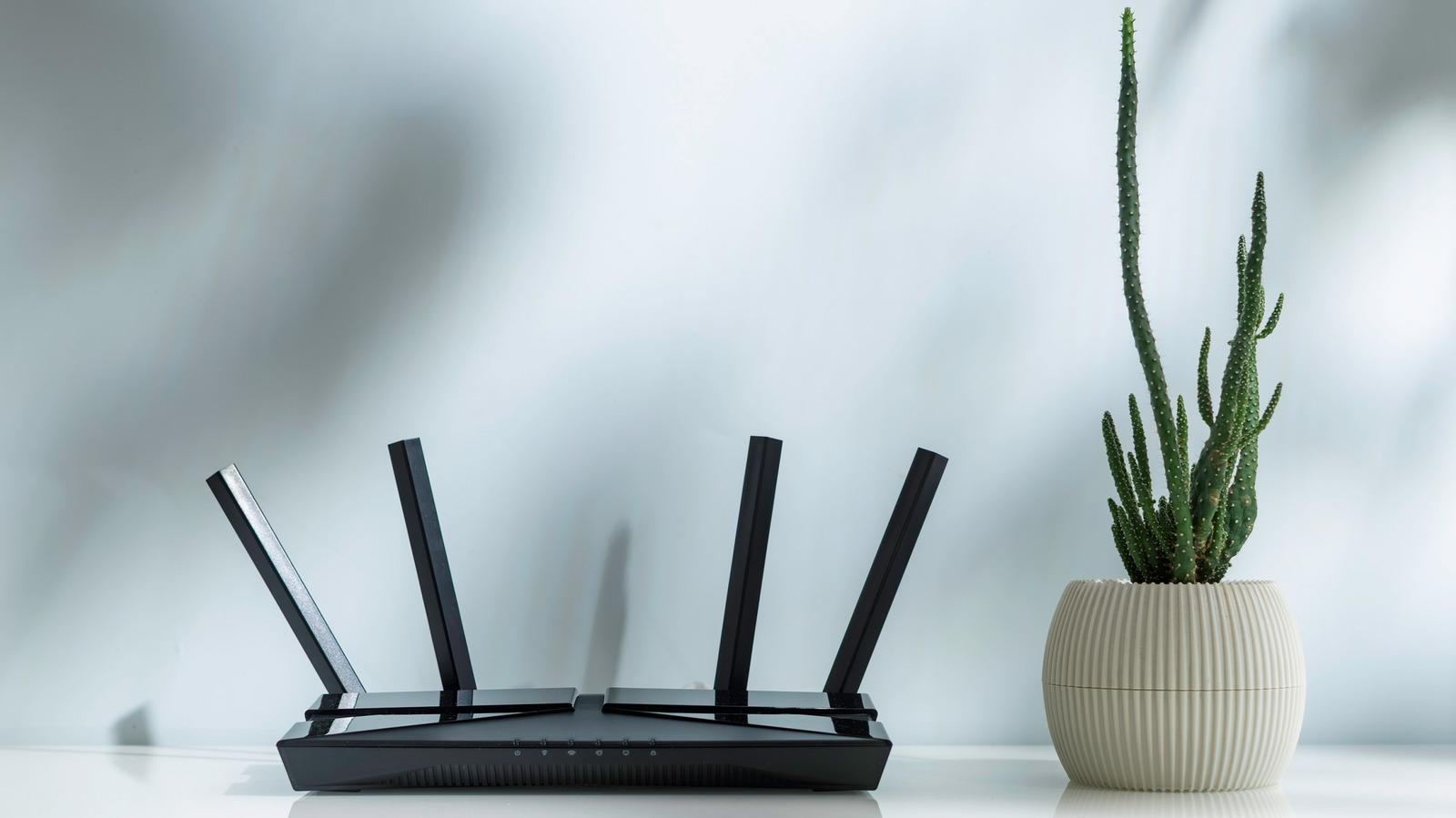 Cara Posisikan Antena Router yang Benar Tergantung Denah Rumah, Bukan Asal Tegak