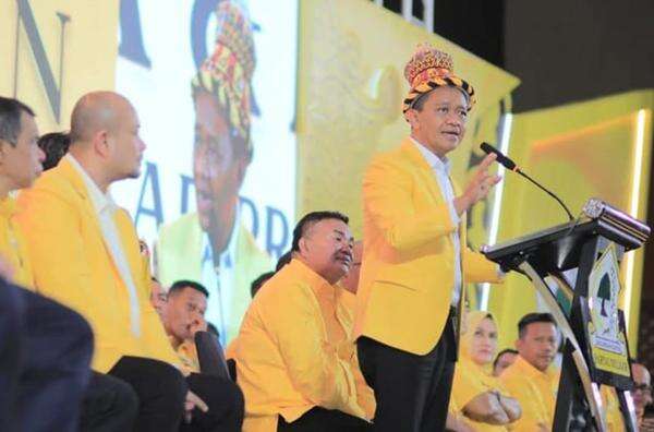 Ketum Golkar Bahlil Lahadalia Lantik Pengurus DPD Aceh, Target Tambah Kursi Legislatif di Pemilu Mendatang