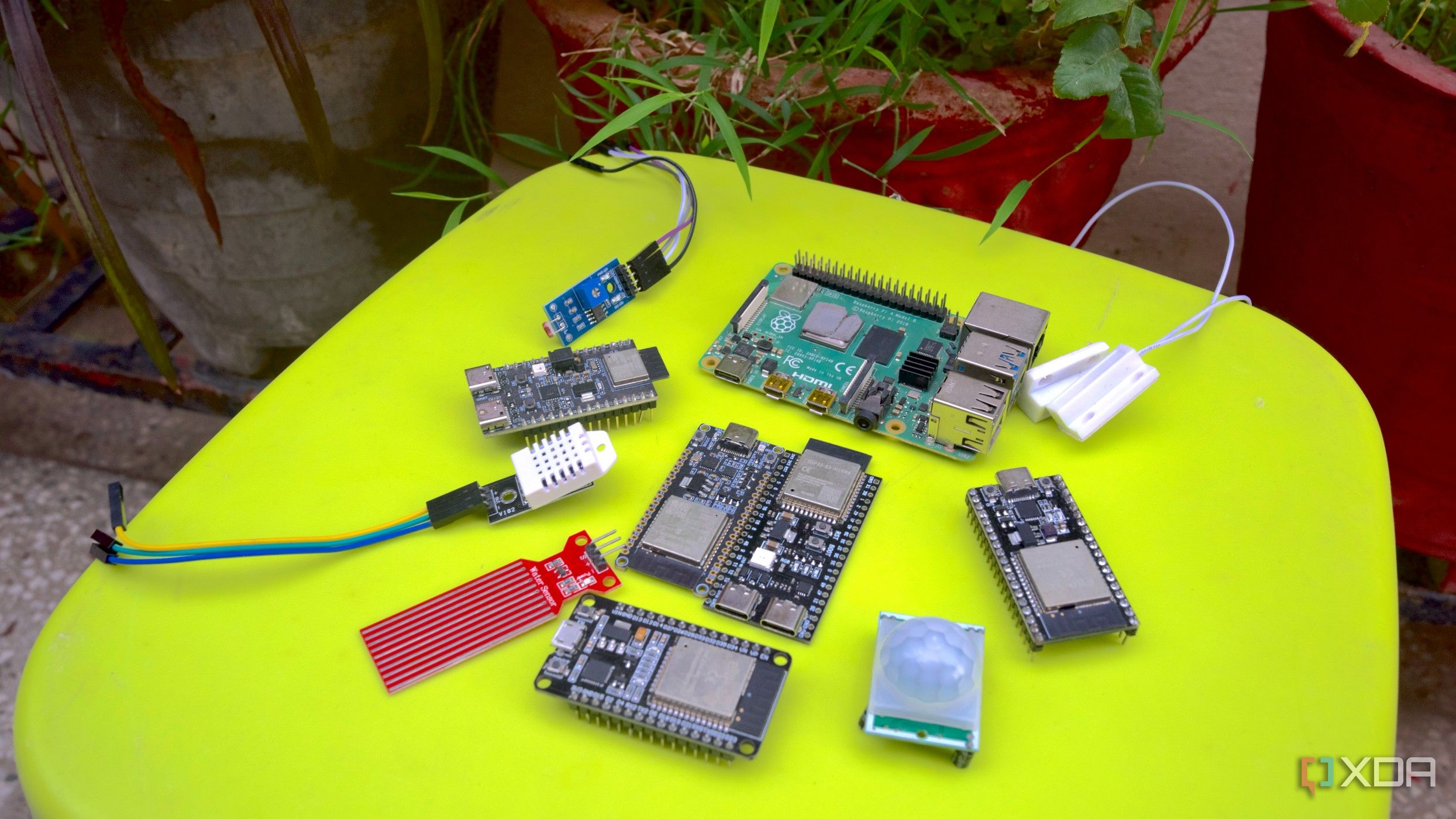 Beralih dari Raspberry Pi, Mikrokontroler ESP32 Rp80 Ribuan Jadi Otak Proyek Rumah Pintar