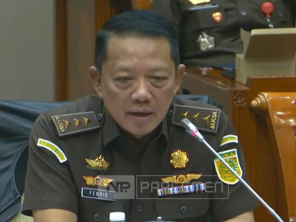 Mantan Jampidsus Febrie Adriansyah Jadi Tersangka Korupsi dan TPPU, Polri Sita 74 Kg Emas Batangan