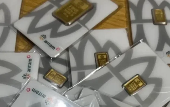 Harga Emas Antam di Jawa Tengah Stagnan di Rp2,655 Juta per Gram, Investor Tunggu Pergerakan Pekan Depan