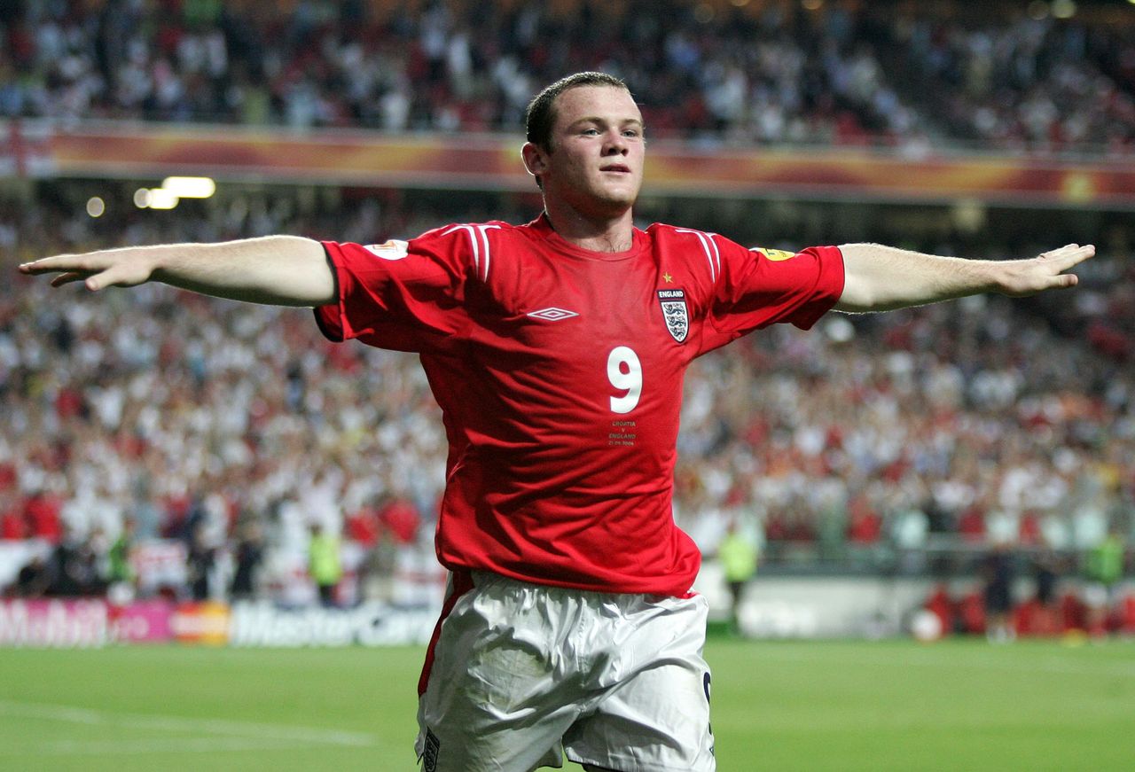 Dua Legenda Inggris Ingatkan Momen 'Sliding Doors' Rooney di Euro 2004 Jadi Pelajaran untuk Piala Dunia 2026
