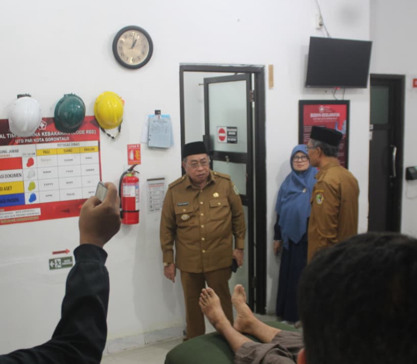 Kantor PMI Kota Gorontalo Akan Direhab, Wali Kota Adhan Dambea Soroti Ruang Donor Darah yang Terlalu Sempit