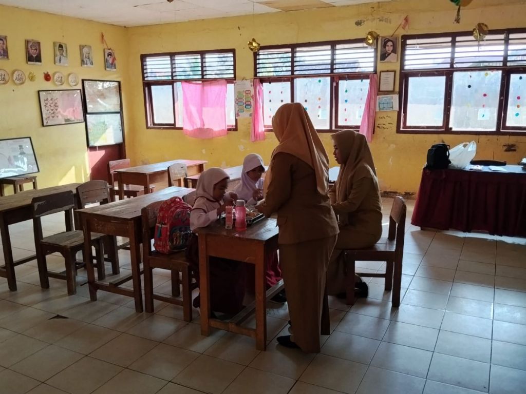 Hanya Dua Siswa Baru Mendaftar di SDN 1 Gedung Meneng Bandar Lampung, Ironi Sekolah Negeri di Tengah Kota