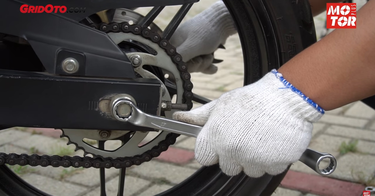 Hindari Kebiasaan Malas Lumasi Rantai Motor Bekas, Ini Akibatnya Kata Mekanik