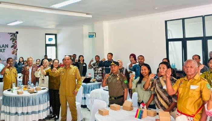 Wabup Ngada Bernadinus Dhey Ngebu Buka Workshop Bio-Regenerative, Dorong Kolaborasi Lintas Sektor untuk Pembangunan Desa Berkelanjutan