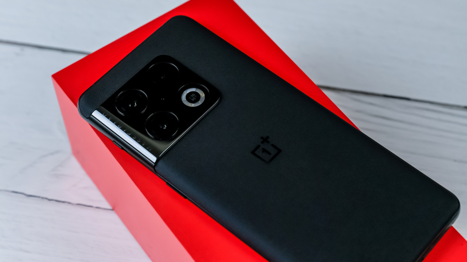 OnePlus Hentikan Penjualan Ponsel di AS dan Eropa, Pengguna Indonesia Terdampak?