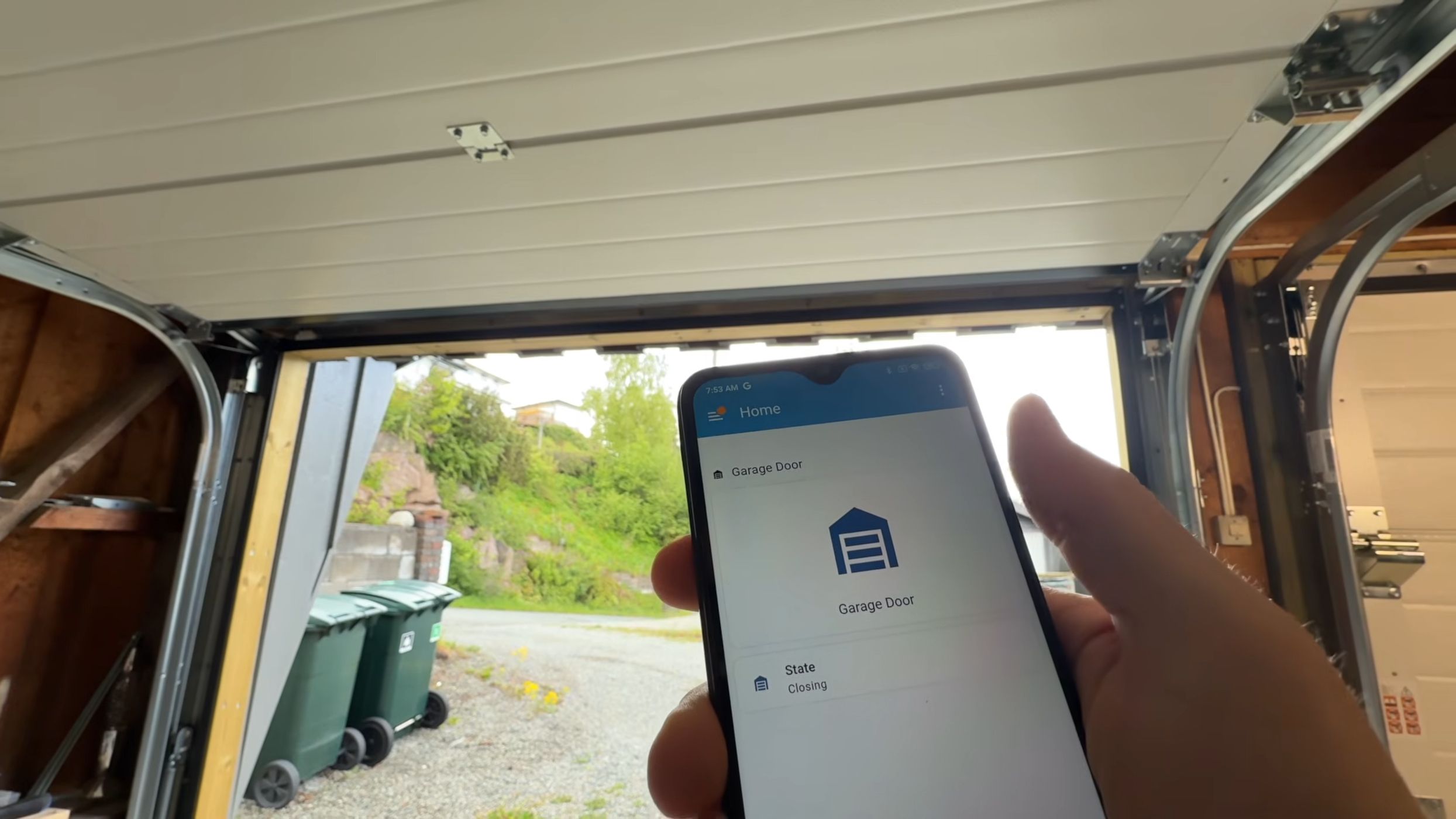 ESP32 Seharga Rp160 Ribu Bisa Jadi Smart Garage Door Opener untuk Home Assistant