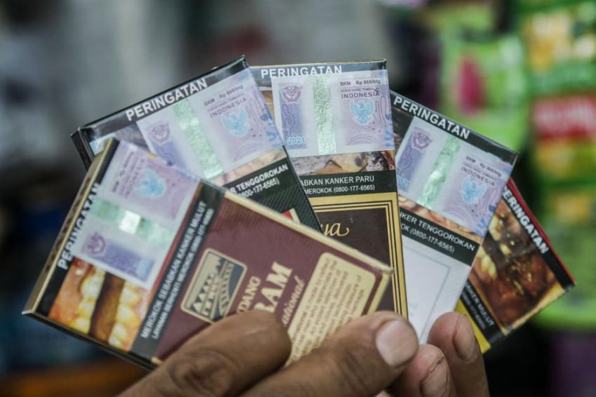 Cukai Tembakau Capai Rp 221 Triliun, Enam Juta Pekerja Terancam Aturan Kemasan Polos