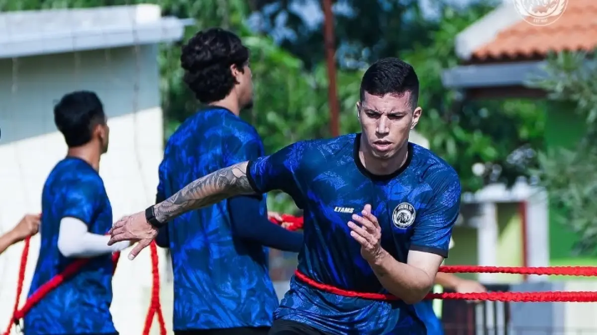 Arema FC Datangkan Diego Landis, Bek Tertinggi Kedua di Skuad Singo Edan Musim Depan