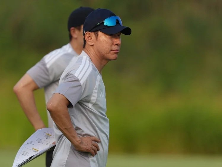 Shin Tae-yong Mulai Latihan Perdana Persija dengan Porsi Fisik sebagai Prioritas