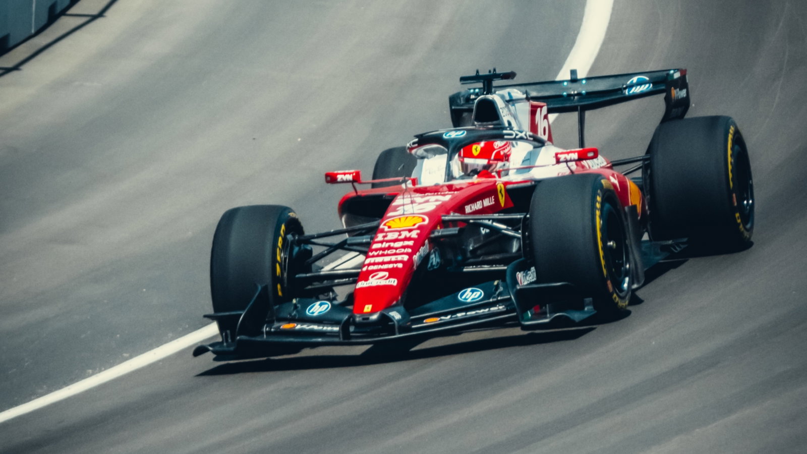 Ferrari Bawa Hamilton dan Leclerc Uji Coba Sirkuit Madring yang Masih Dibangun