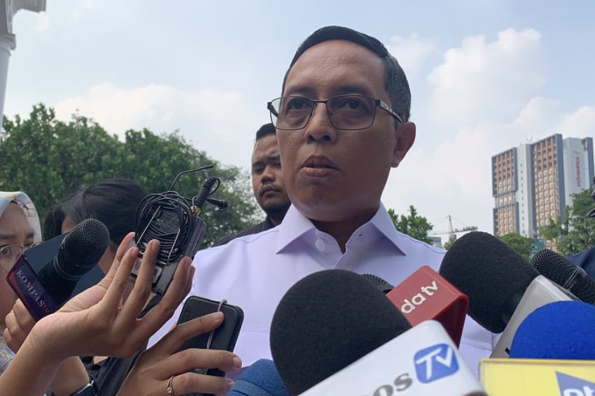 Prabowo Panggil Dirut Agrinas, Kepala Bulog, dan Hasan Nasbi ke Istana Bahas Koperasi Desa Merah Putih