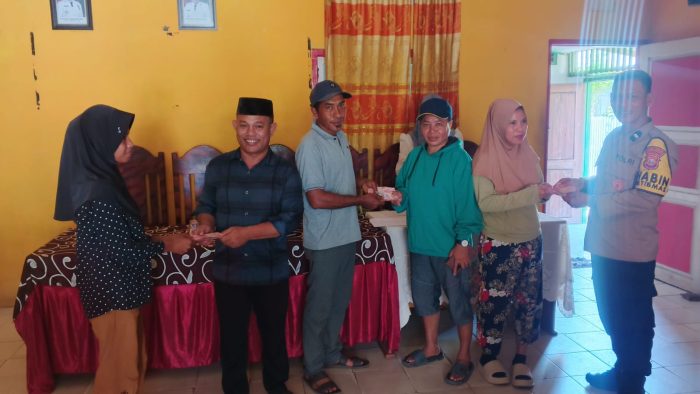 Pemdes Mangon di Kepulauan Sula Cairkan BLT Dana Desa Tahap II, 21 KPM Terima Rp1,8 Juta per Keluarga