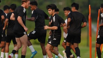 Shin Tae-yong Mulai Bangun Fondasi Disiplin di Persija Sejak Latihan Perdana