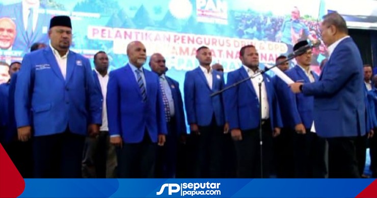 Ketum PAN Zulkifli Hasan Resmi Lantik Pengurus PAN se-Tanah Papua, Targetkan 6 Kursi DPR RI dari Putra Asli Papua di Pileg 2029