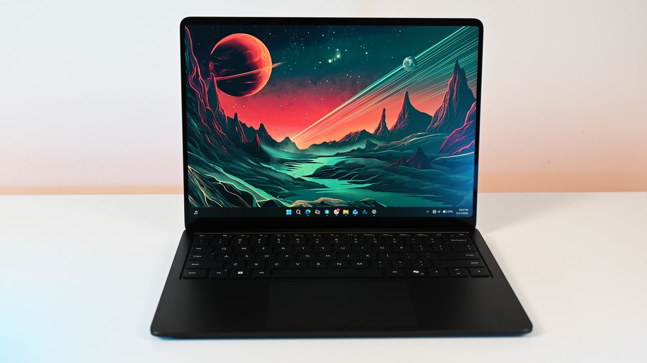 Surface Laptop 8 dan Surface Pro 12 for Business Resmi Rilis dengan Chip Snapdragon X2, Hadirkan Layar Privasi Bawaan