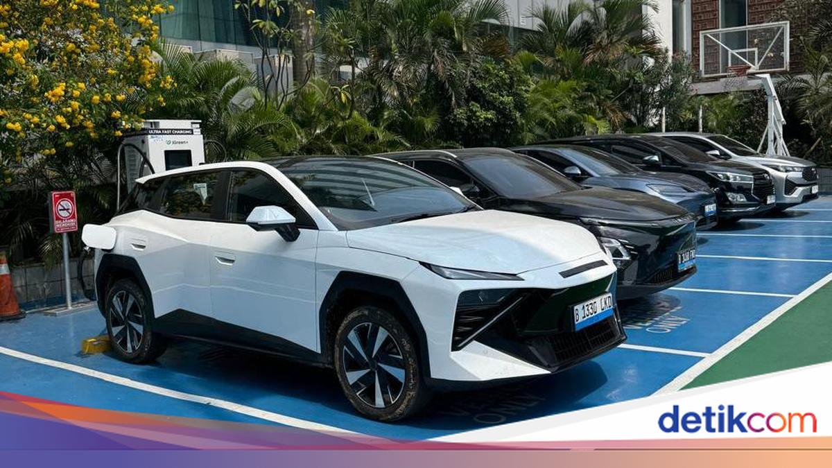 Omoda O4 SUV Listrik China Terlihat di Indonesia, Siap Meluncur di GIIAS 2026