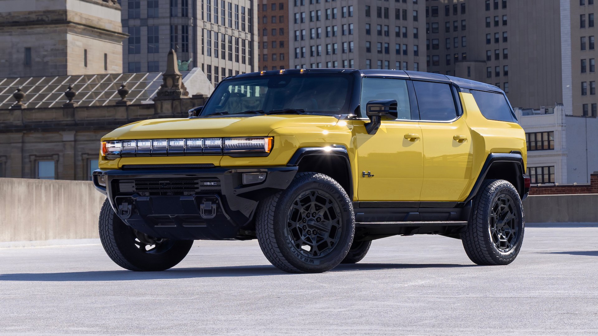 GMC Hummer EV Edisi Khusus 25 Tahun H2, Hadir dengan Warna Kuning Ikonik