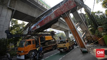 JPO Tendean Ditabrak Truk Crane, Pemprov DKI Kejar Ganti Rugi Pemilik ke Jalur Hukum dan CSR