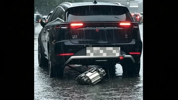BYD Buka Suara soal Komponen Mobil Ambrol saat Terjang Banjir di China