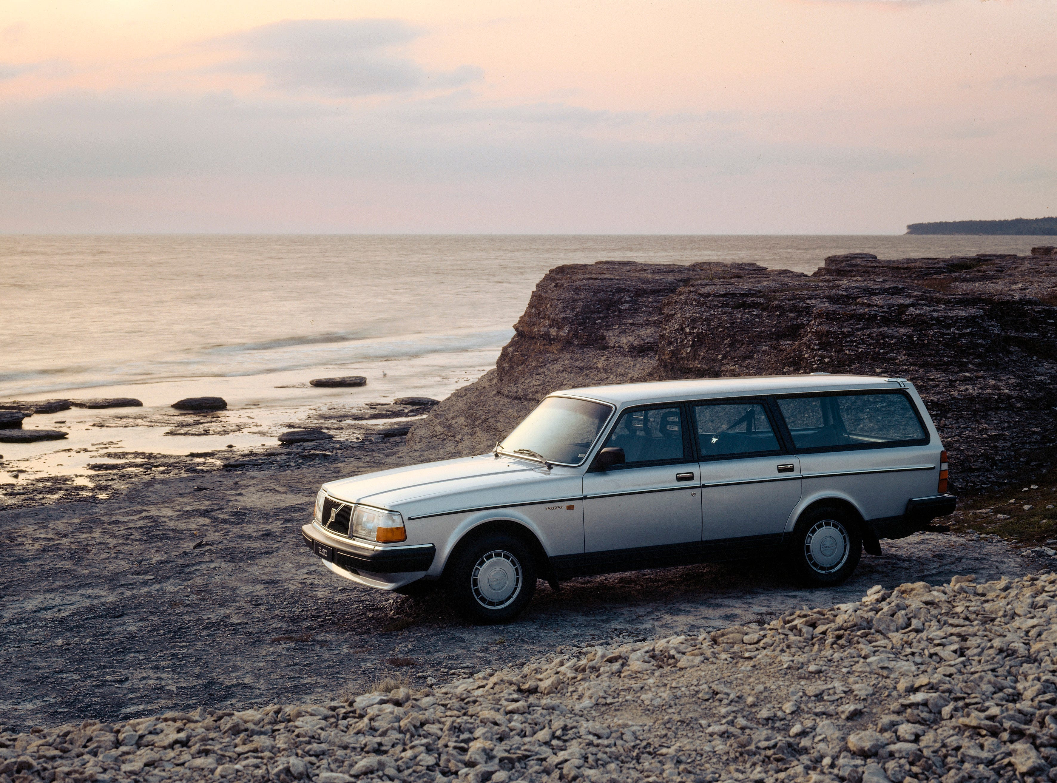Volvo Siapkan Station Wagon dan Sedan Listrik Baru untuk Pasar Amerika, Bisa Hadir 2028