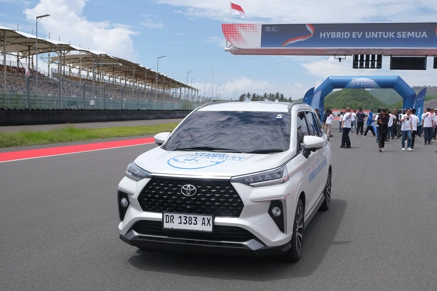 Toyota Veloz Hybrid Tipe V 2026 Jadi Raja Jalanan, Ini Harga dan Alasan Konsumen Pilih Varian Termurah