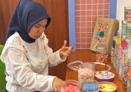 17.554 Warga Jabar Terima Bantuan PLN dalam Enam Bulan, dari Sekolah hingga Limbah Tekstil
