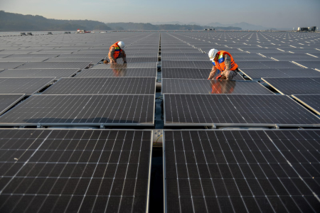 RI Target 100 GW Tenaga Surya, IESR Beberkan Tiga Syarat Agar Investor Mau Masuk