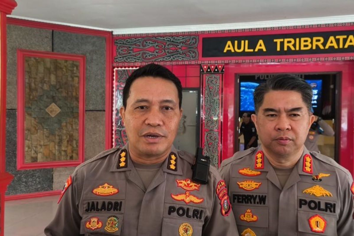 Polda Sumut Kerahkan 10 Personel Terlatih Bawa Truk Tangki BBM Atasi Gangguan Distribusi Akibat Bencana Alam