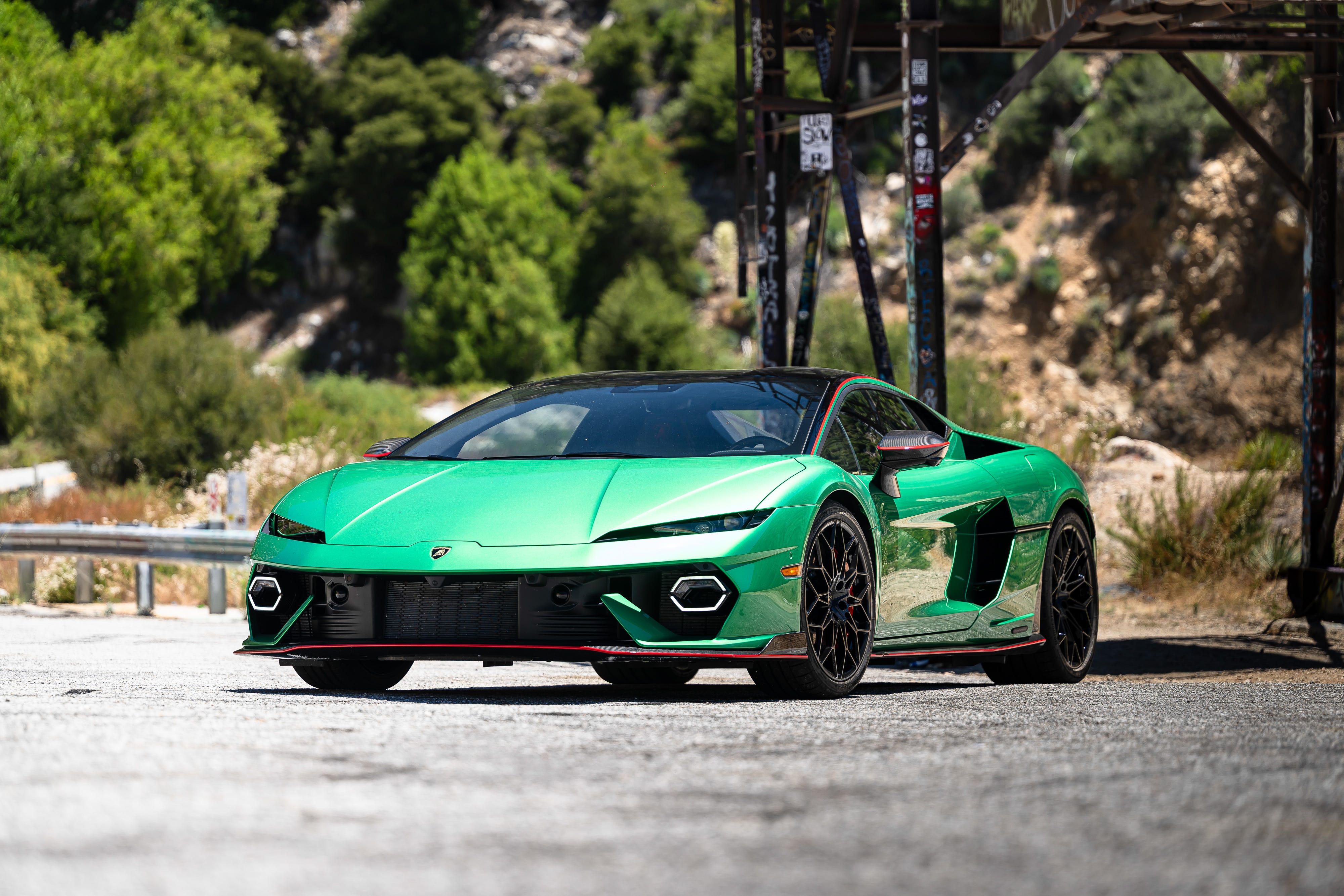 Test Drive Lamborghini Temerario 2026: V8 Hybrid 907 HP yang Lebih Gila dari Revuelto