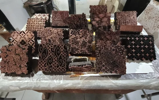 Rumah Batik Komar di Bandung Lestarikan Lebih dari 10.000 Desain, Kantongi Empat Paten Alat Produksi