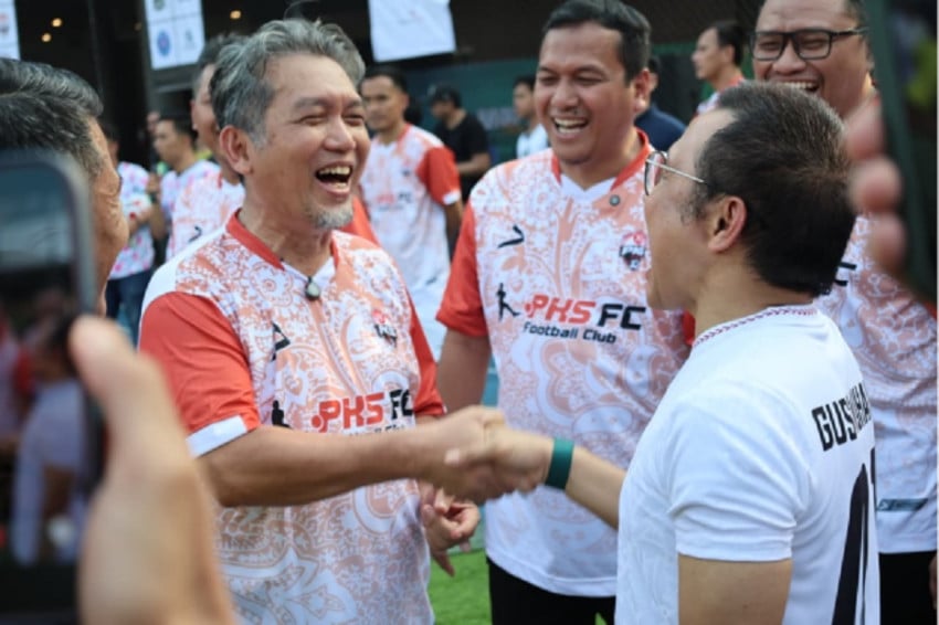 Silaturahmi Mini Soccer PKS-PKB, Bang Jamil dan Gus Muhaimin Beda Pilihan Final Piala Dunia 2026