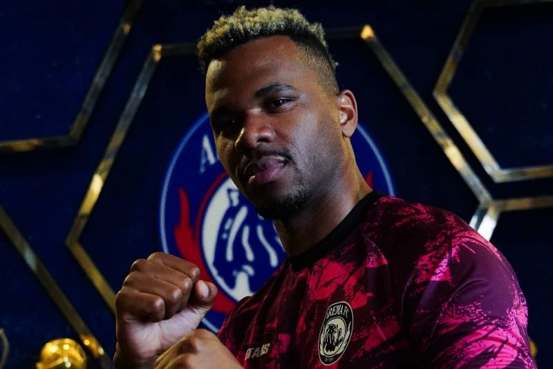 Arema FC Tutup Skuad Asing dengan Striker Brasil Gustavo Henrique untuk Super League 2026/2027